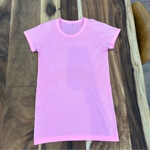 Lululemon Swiftly Tech short sleeve shirt